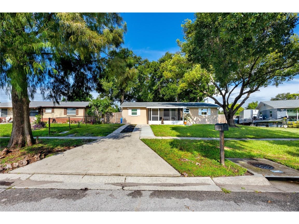 8872 52nd Lane N Pinellas Park FL 33782 TB8417126 image1