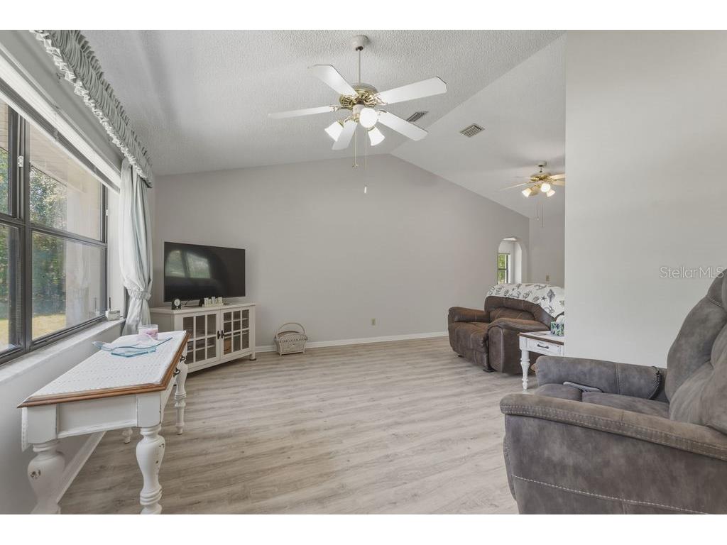 8873 SW 200th Circle Dunnellon FL 34431 - RAINBOW SPRINGS OM722907 image11