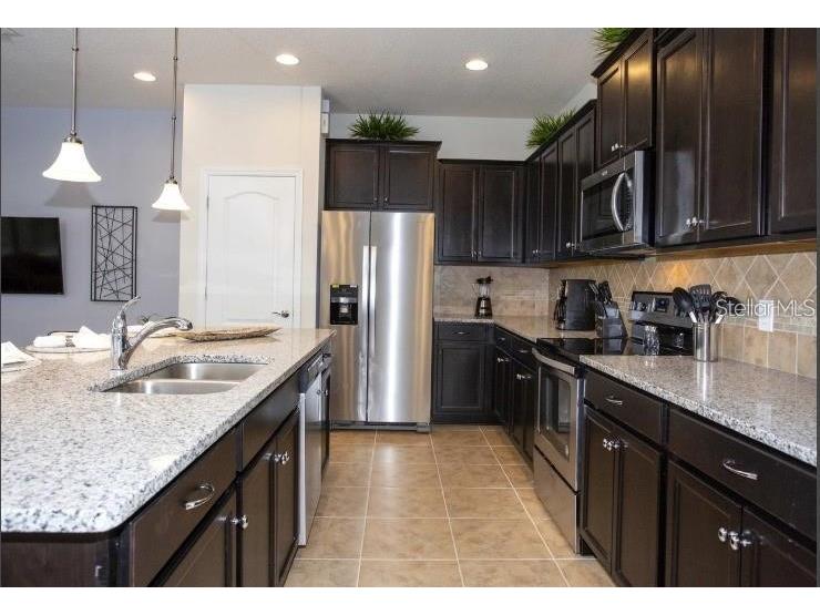 8875 Geneve Ct Kissimmee FL 34747 O6422639 image2