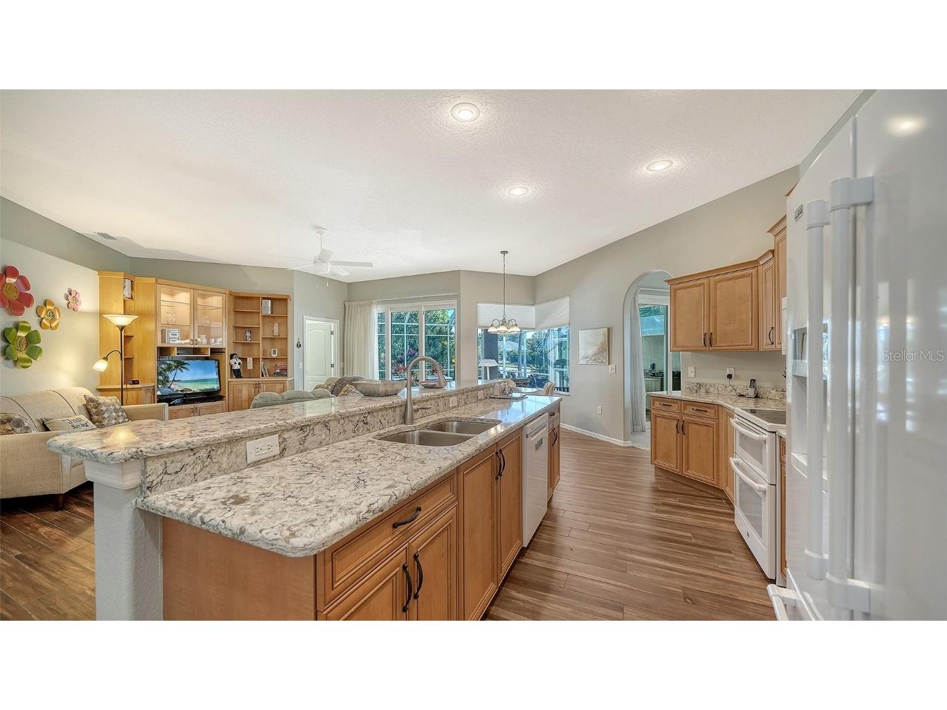 8875 Macgregor Lane Sarasota FL 34238 A4671268 image16