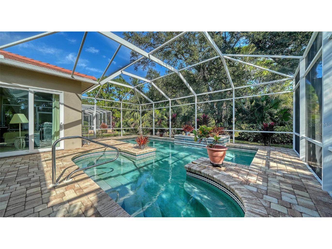 8875 Macgregor Lane Sarasota FL 34238 A4671268 image5