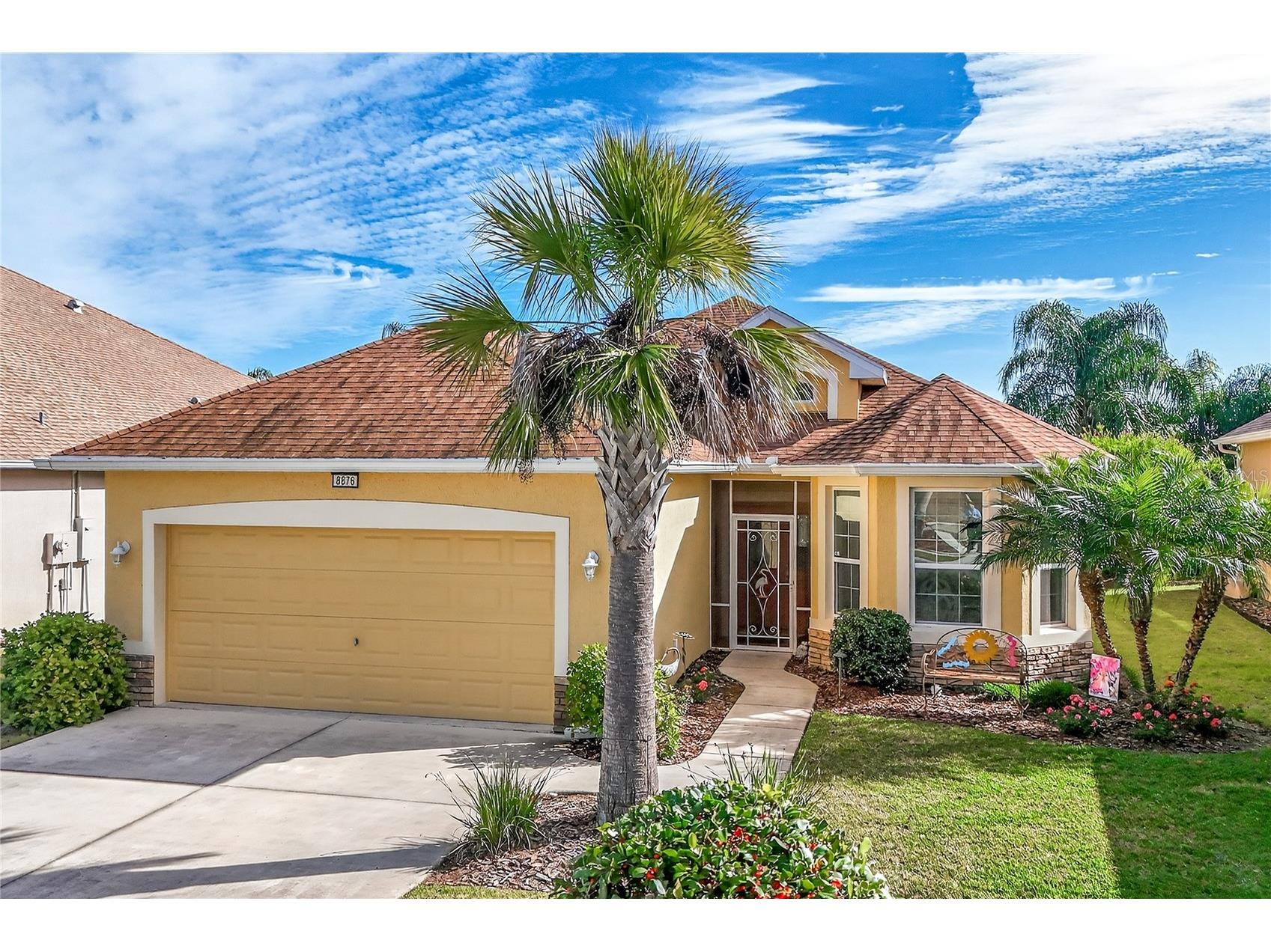 8876 Bridgeport Bay Circle Mount Dora FL 32757 - LAKES OF MOUNT DORA G5106650 image1