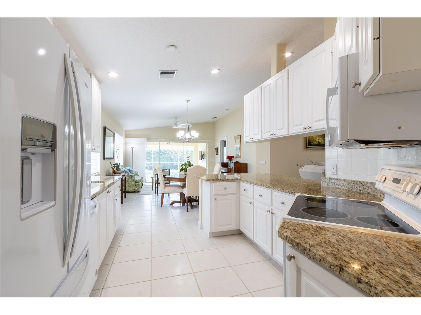 8876 Estepona Court Sarasota FL 34238 A4682408 image6