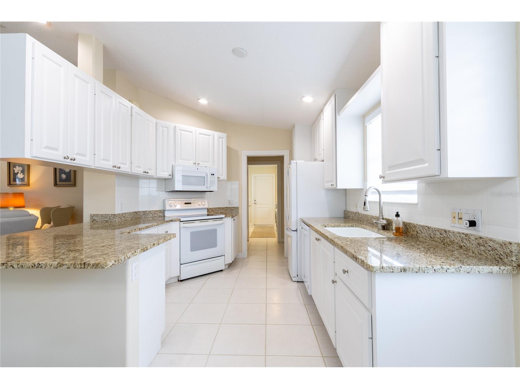 8876 Estepona Court Sarasota FL 34238 A4682408 image7