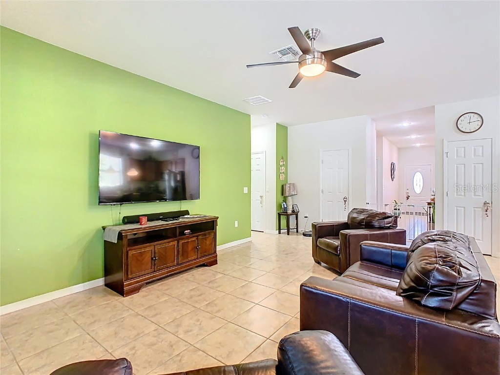 8878 Hinsdale Heights Drive Polk City FL 33868 S5137268 image6