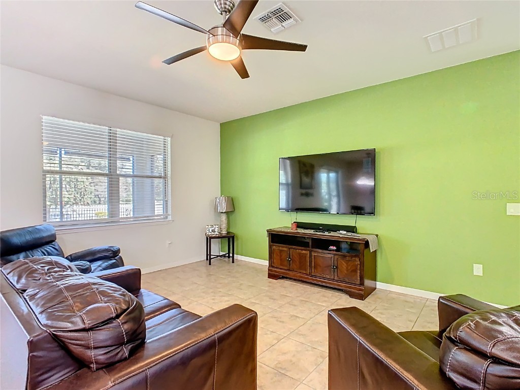 8878 Hinsdale Heights Drive Polk City FL 33868 S5137268 image7