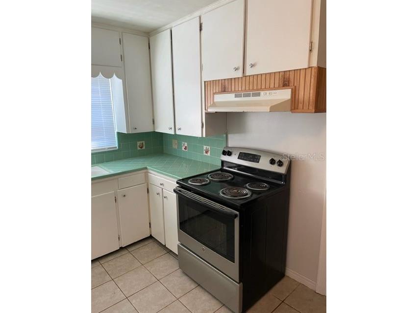888 14th Avenue S Saint Petersburg FL 33701 TB8512990 image11
