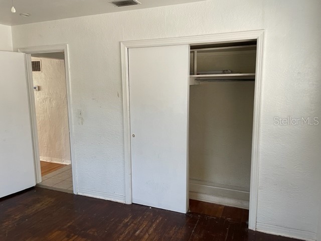 888 14th Avenue S Saint Petersburg FL 33701 TB8512990 image17
