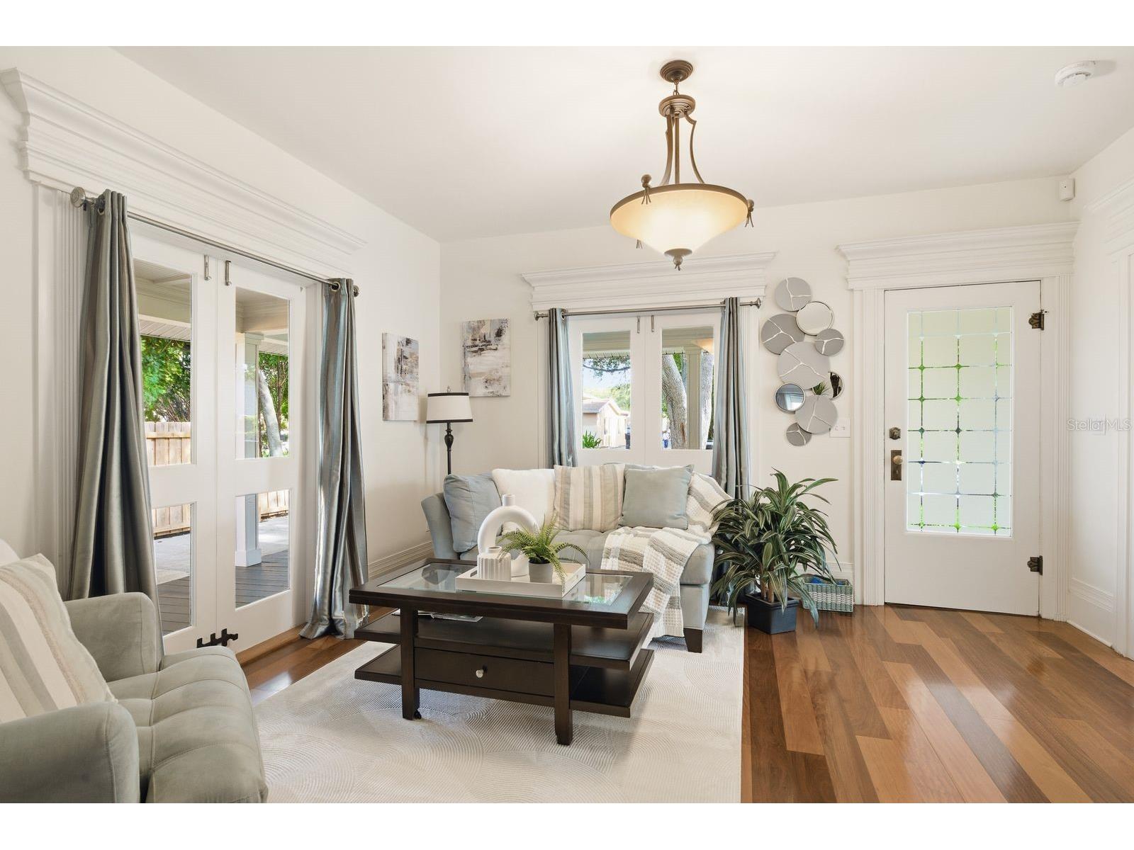 888 16th Avenue N Saint Petersburg FL 33704 TB8512953 image13