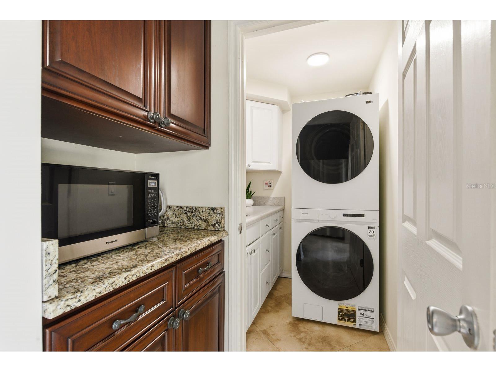 888 16th Avenue N Saint Petersburg FL 33704 TB8512953 image26