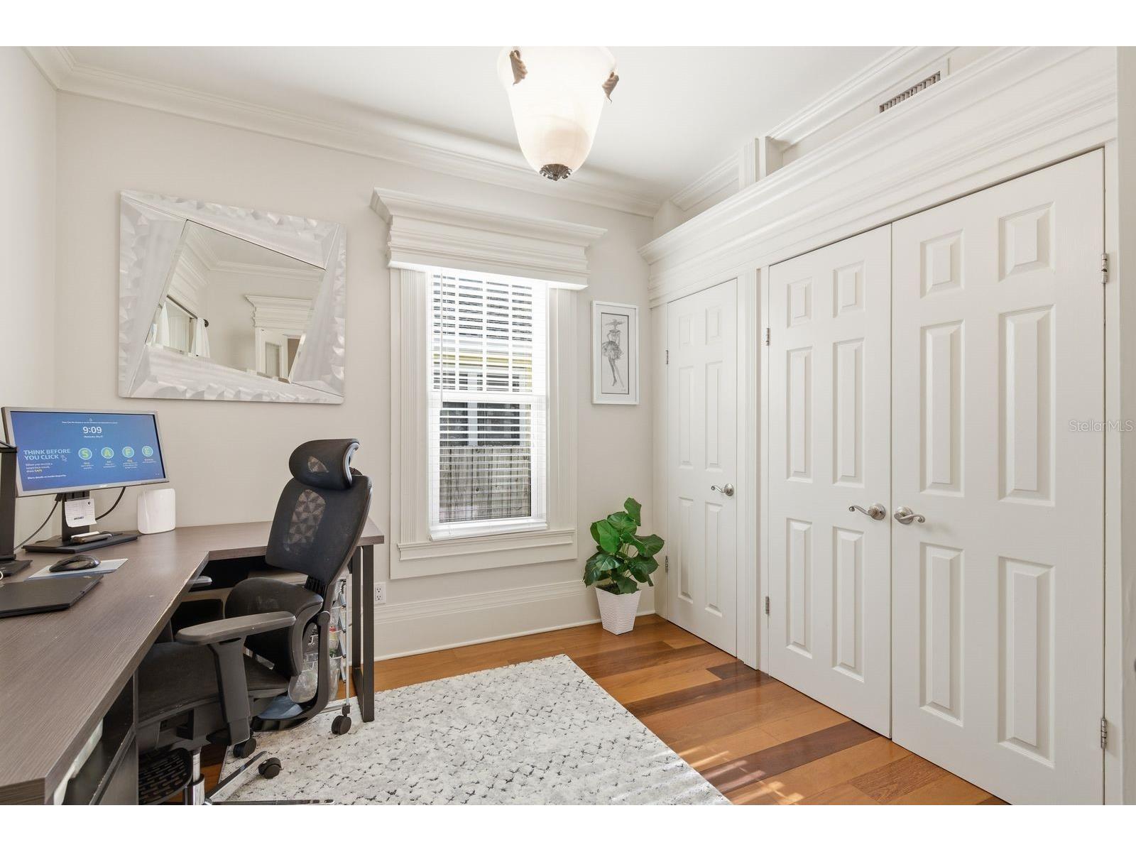 888 16th Avenue N Saint Petersburg FL 33704 TB8512953 image31