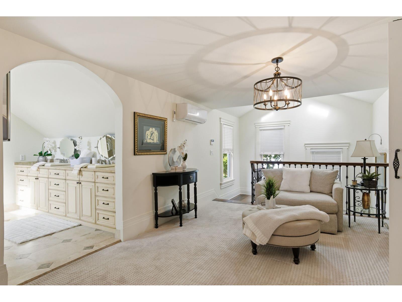 888 16th Avenue N Saint Petersburg FL 33704 TB8512953 image37