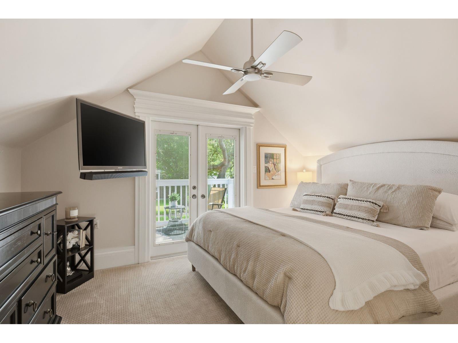 888 16th Avenue N Saint Petersburg FL 33704 TB8512953 image39