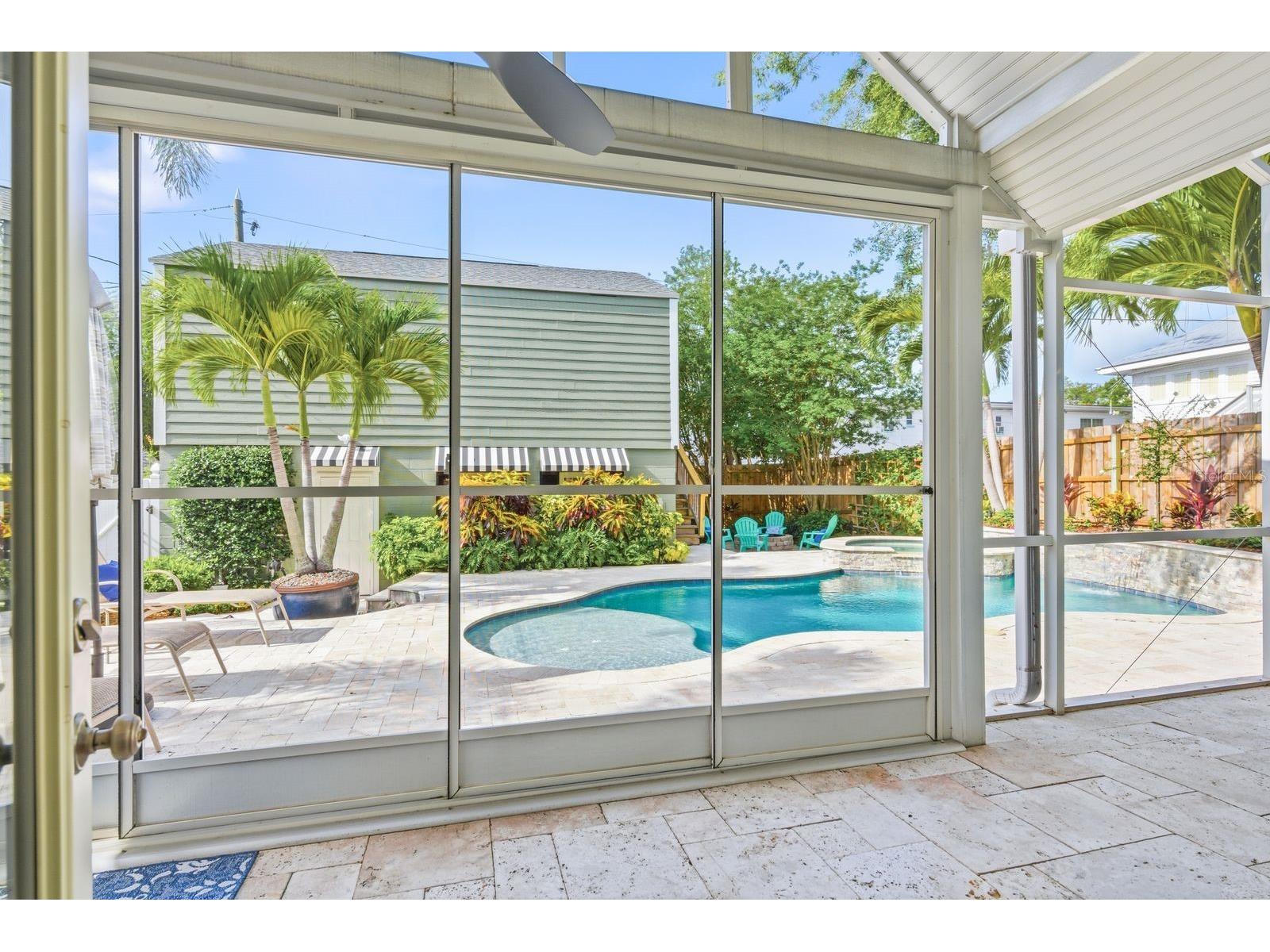 888 16th Avenue N Saint Petersburg FL 33704 TB8512953 image49