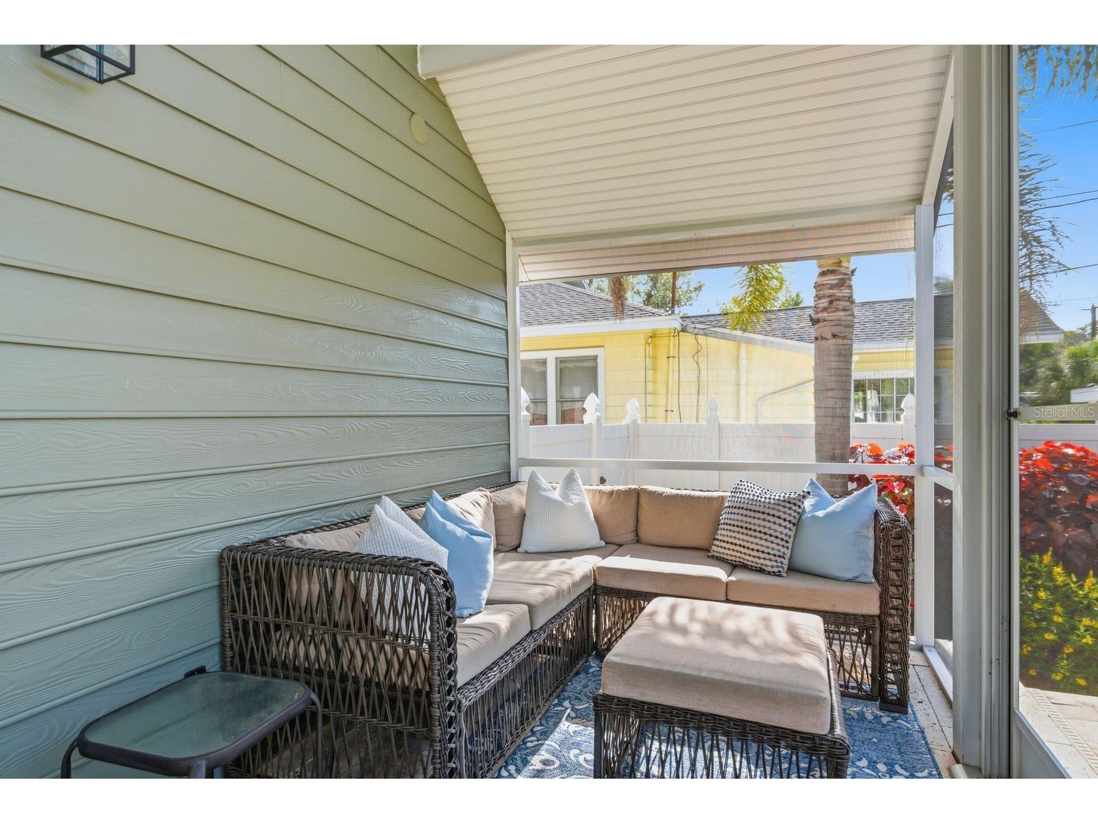 888 16th Avenue N Saint Petersburg FL 33704 TB8512953 image50