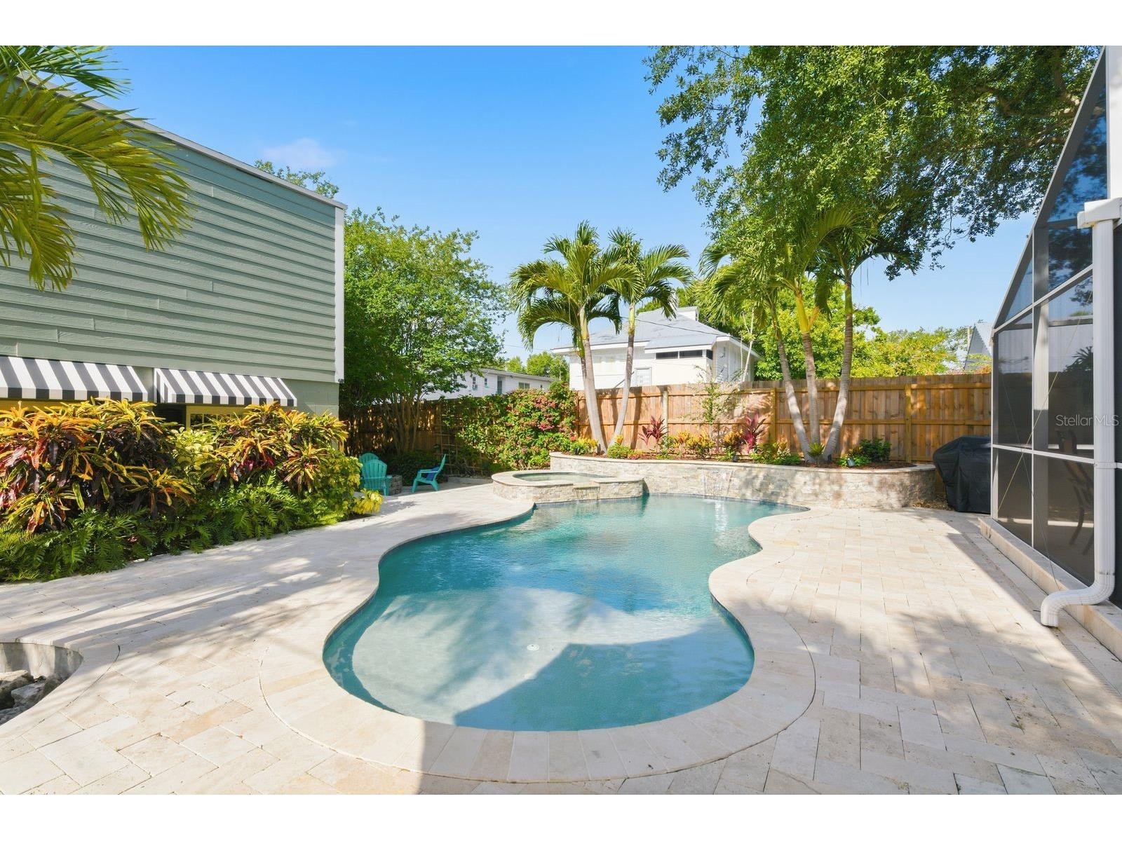 888 16th Avenue N Saint Petersburg FL 33704 TB8512953 image56