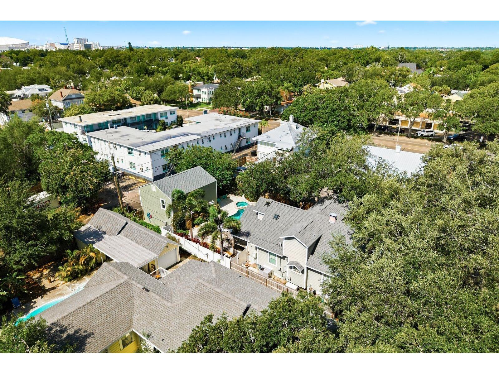 888 16th Avenue N Saint Petersburg FL 33704 TB8512953 image77