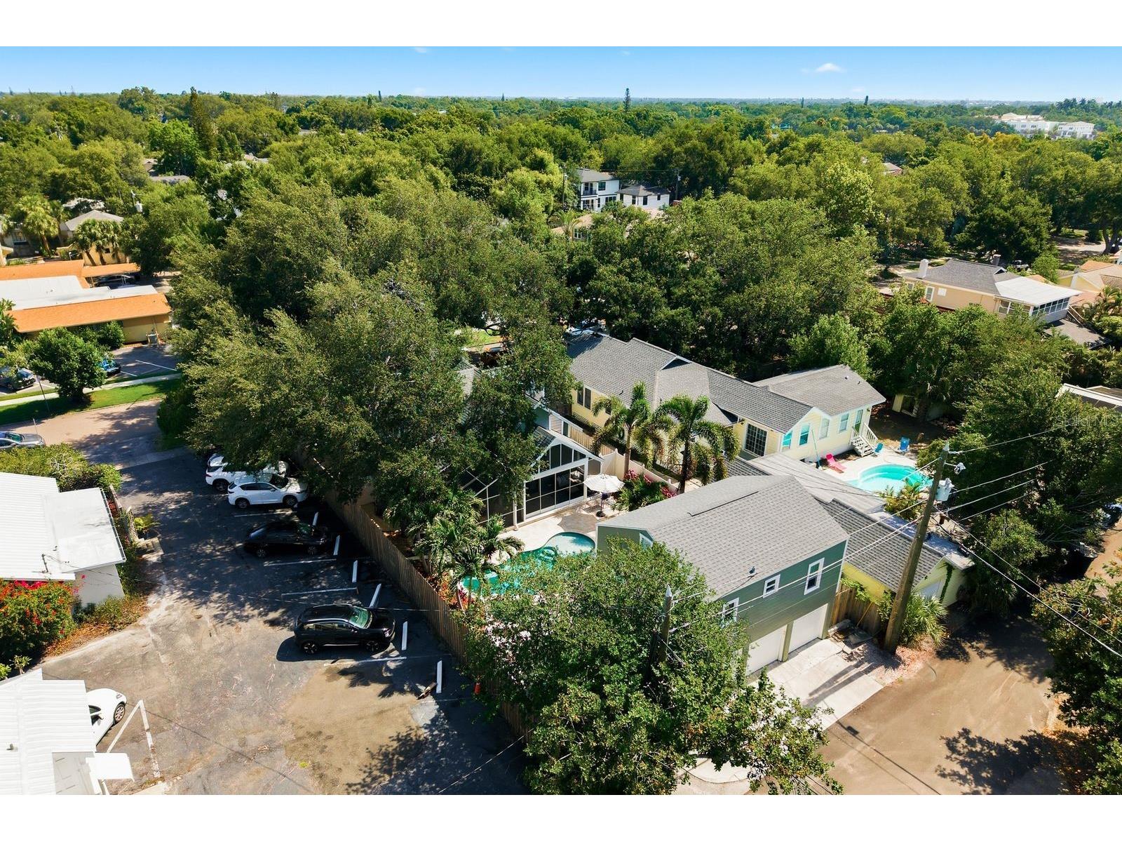 888 16th Avenue N Saint Petersburg FL 33704 TB8512953 image80