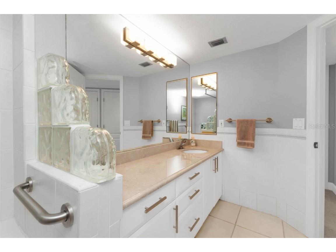 888 Blvd Of The Arts #1405 Sarasota FL 34236 - SARASOTA BAY C7514404 image45