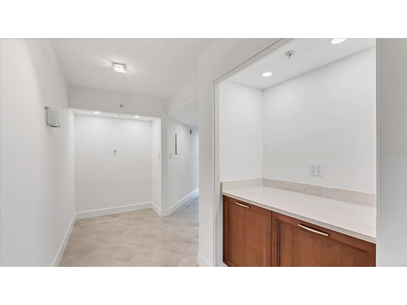 888 Blvd Of The Arts #1408 Sarasota FL 34236 - SARASOTA BAY A4673720 image32