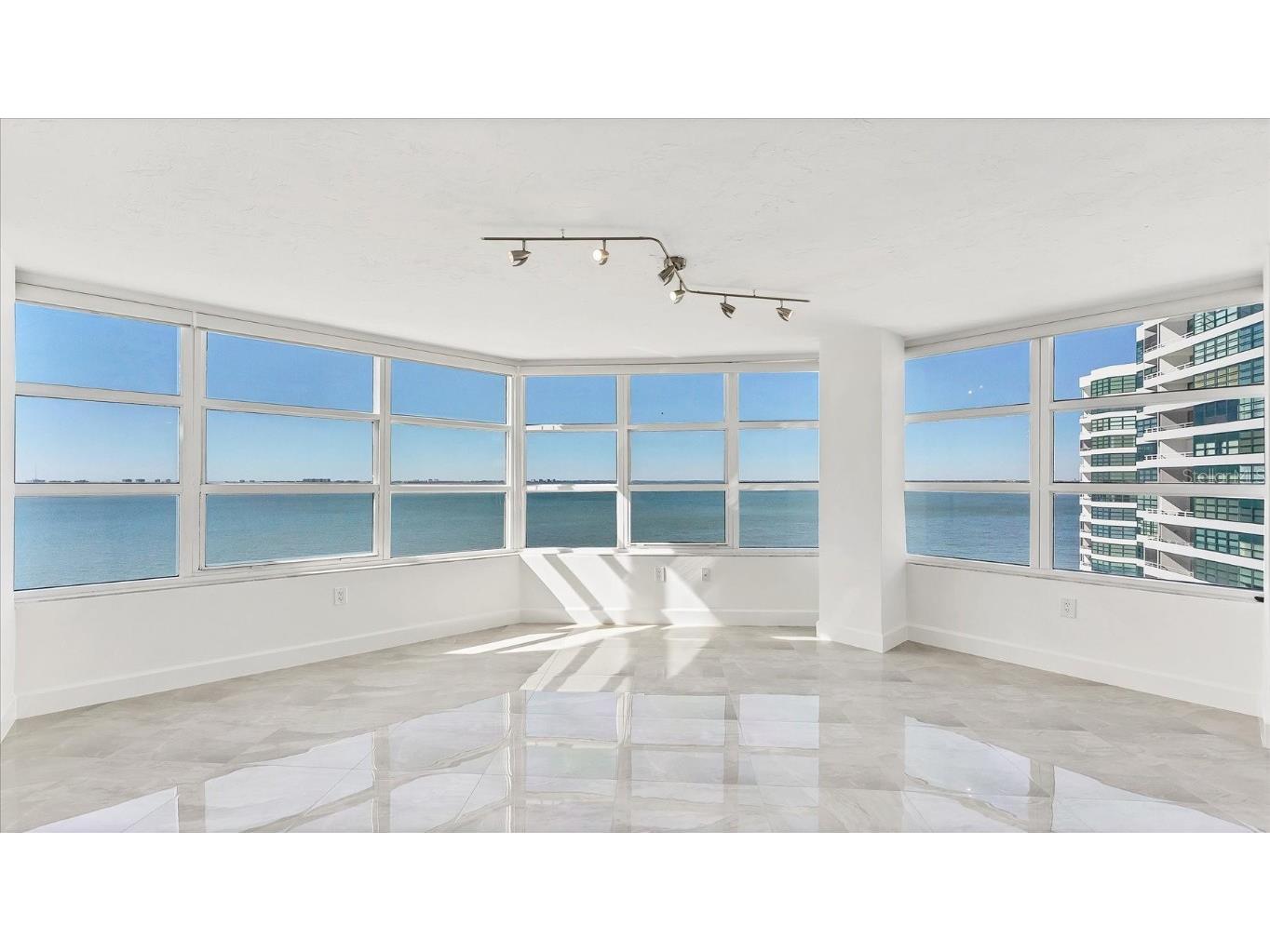 888 Blvd Of The Arts #1408 Sarasota FL 34236 - SARASOTA BAY A4673720 image4