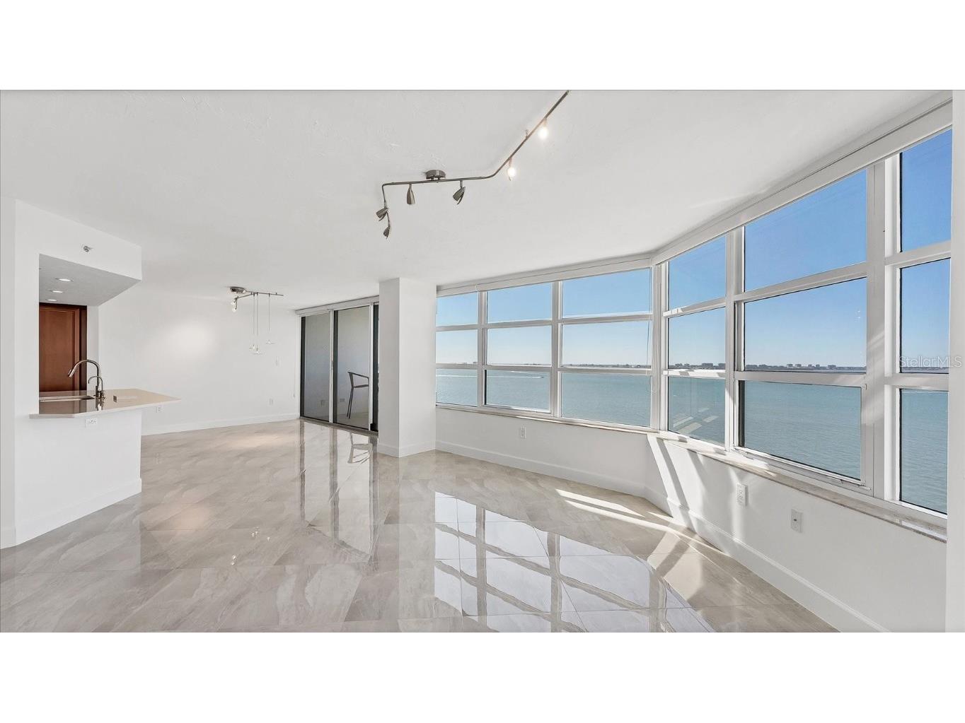 888 Blvd Of The Arts #1408 Sarasota FL 34236 - SARASOTA BAY A4673720 image6