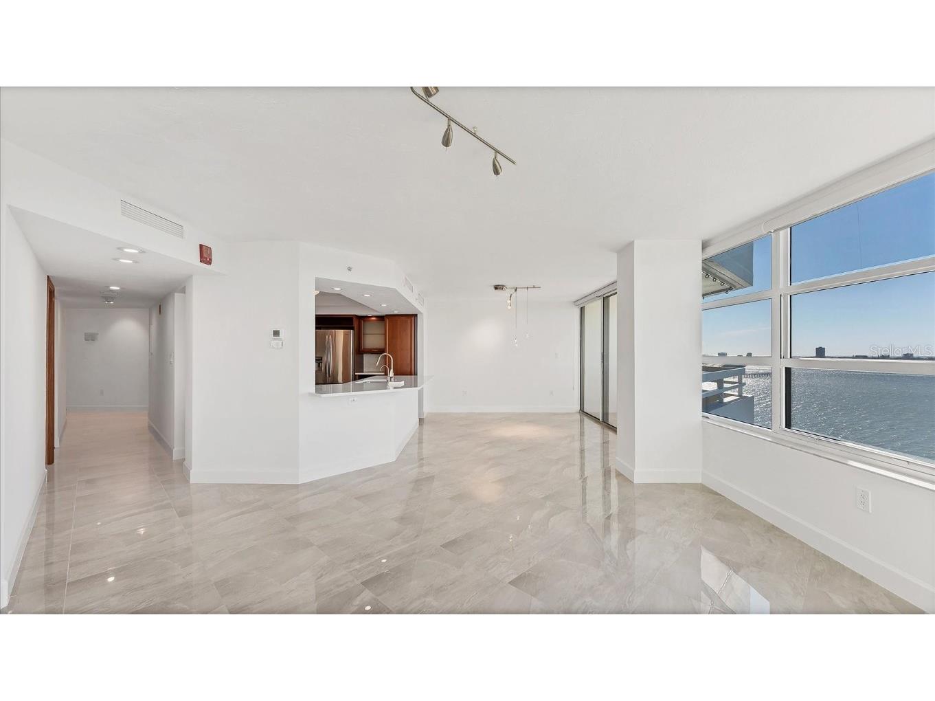 888 Blvd Of The Arts #1408 Sarasota FL 34236 - SARASOTA BAY A4673720 image7