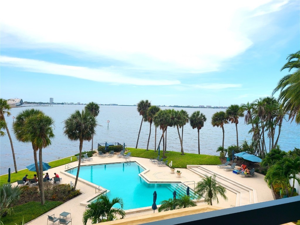 888 Blvd Of The Arts #303 Sarasota FL 34236 - SARASOTA BAY/ICW A4576681 image1