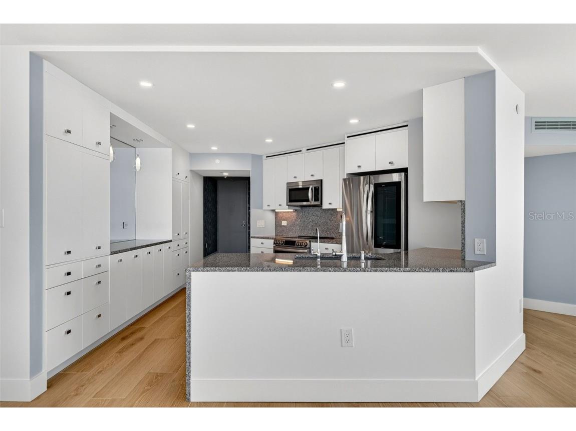 888 Blvd Of The Arts #605 Sarasota FL 34236 - SARASOTA BAY A4673418 image16