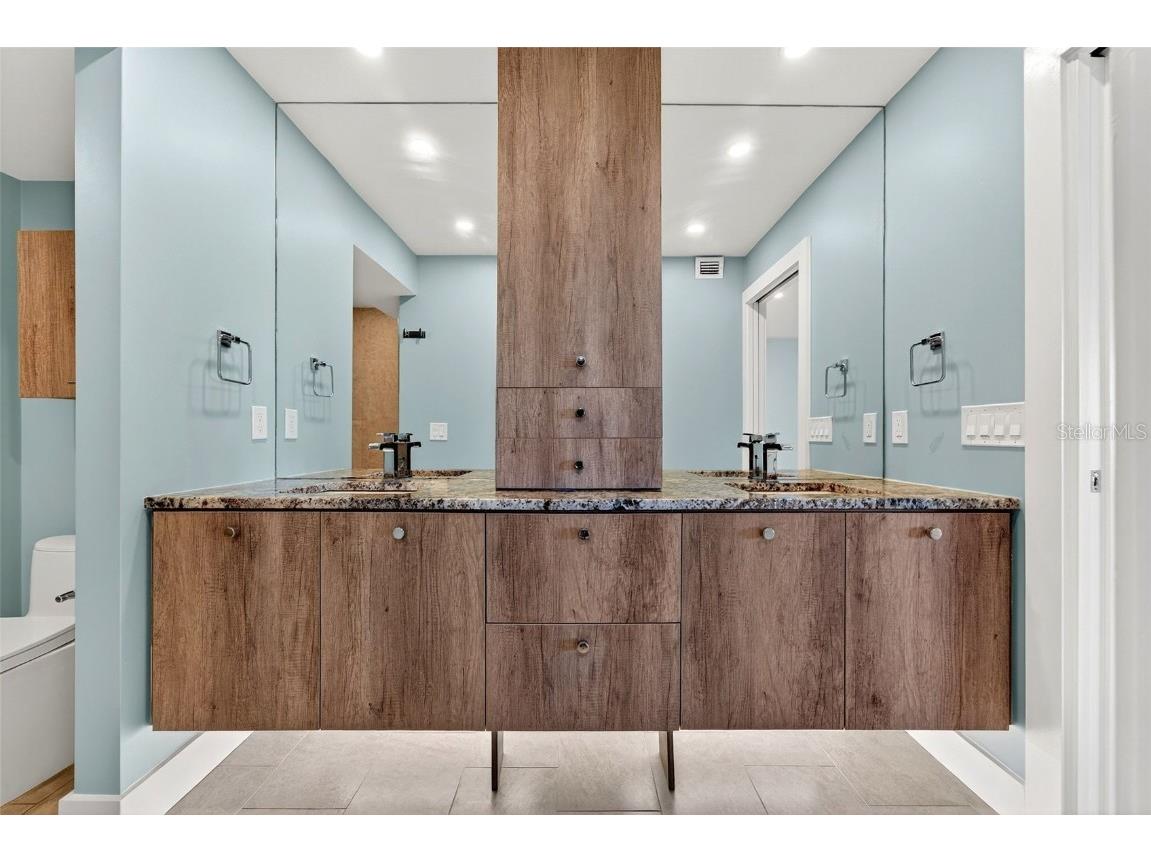 888 Blvd Of The Arts #605 Sarasota FL 34236 - SARASOTA BAY A4673418 image37