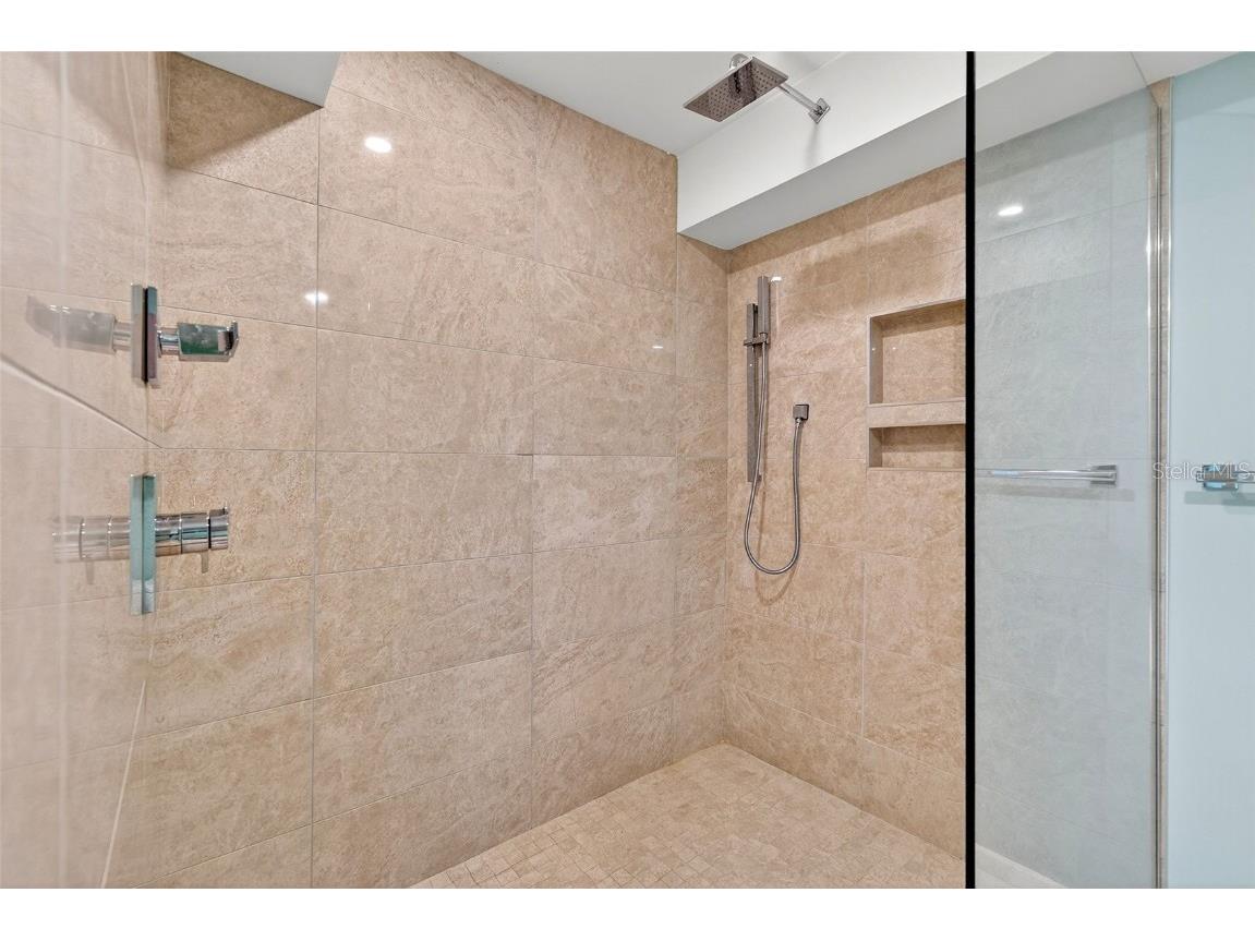 888 Blvd Of The Arts #605 Sarasota FL 34236 - SARASOTA BAY A4673418 image40