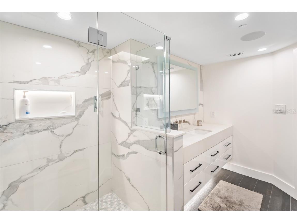 888 Boulevard Of The Arts #1705 Sarasota FL 34236 A4630302 image25