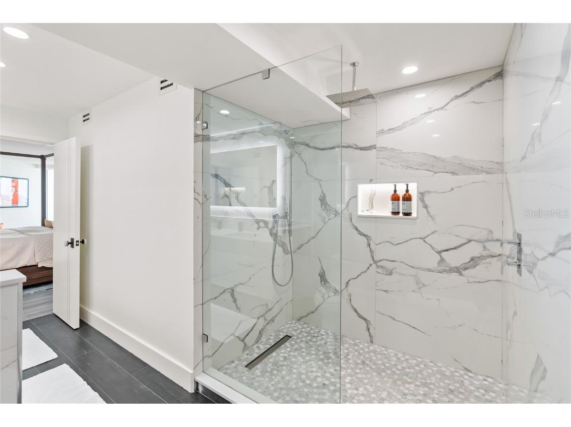 888 Boulevard Of The Arts #1705 Sarasota FL 34236 A4630302 image29