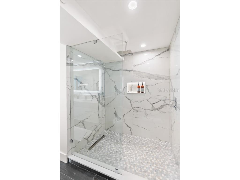 888 Boulevard Of The Arts #1705 Sarasota FL 34236 A4630302 image30