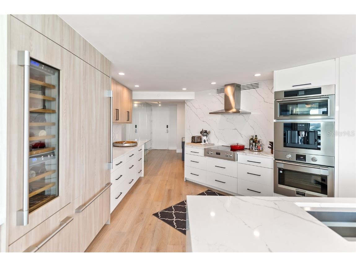 888 Boulevard Of The Arts #1705 Sarasota FL 34236 A4630302 image8