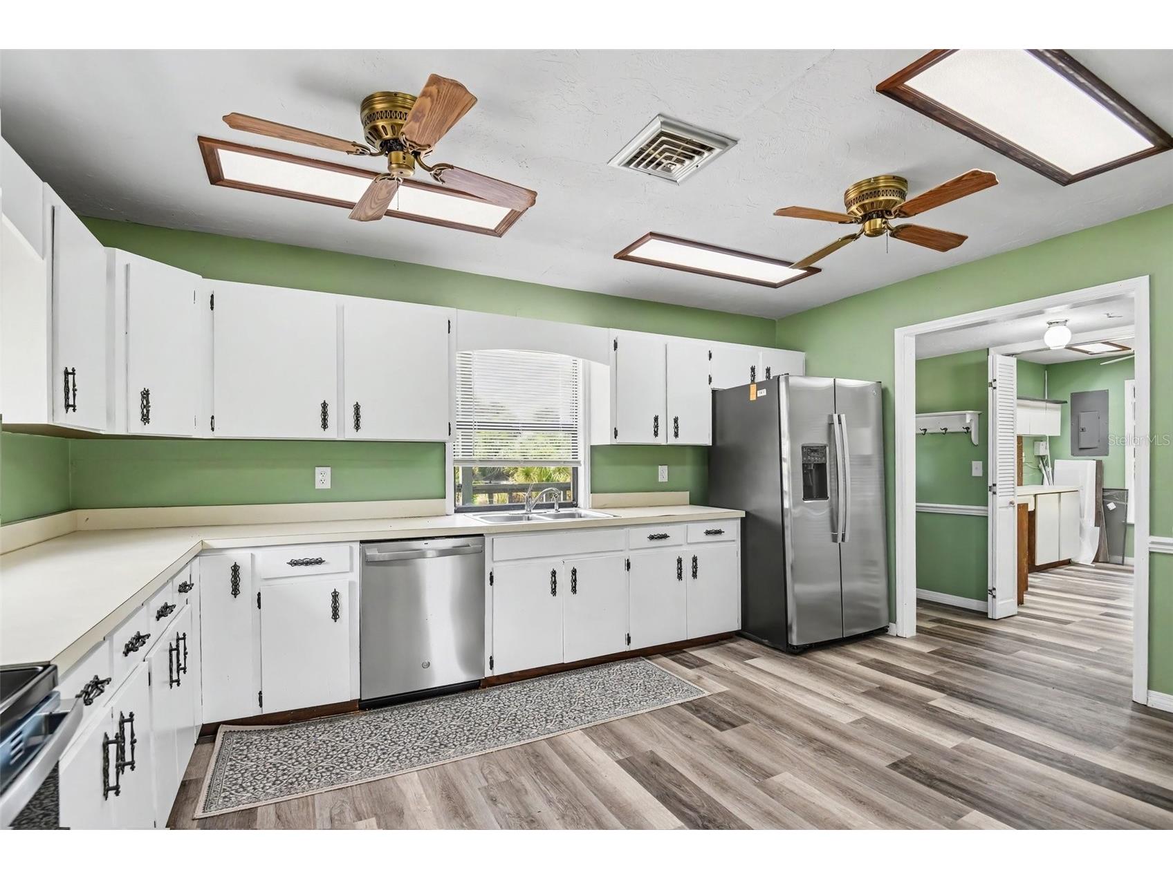 888 Harmony Lane Englewood FL 34223 A4698584 image4