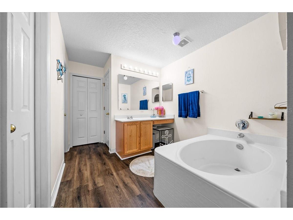 888 Marietta Lane Eustis FL 32726 OM716897 image44