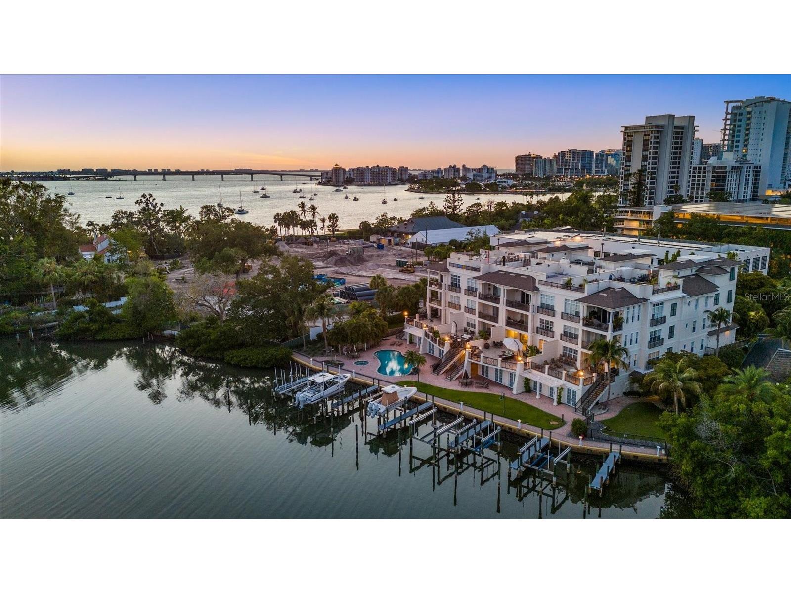 888 S Orange Avenue #2C Sarasota FL 34236 - HUDSON BAYOU A4693764 image1