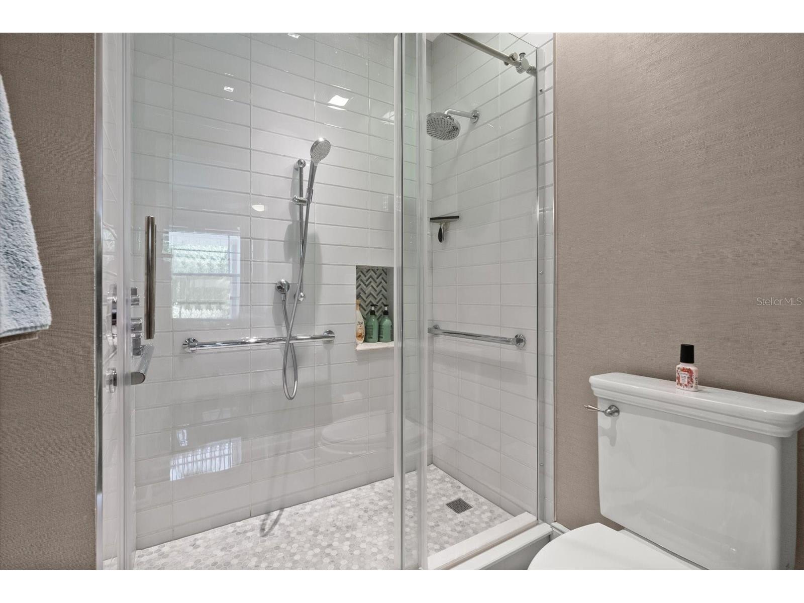 888 S Orange Avenue #2C Sarasota FL 34236 - HUDSON BAYOU A4693764 image25