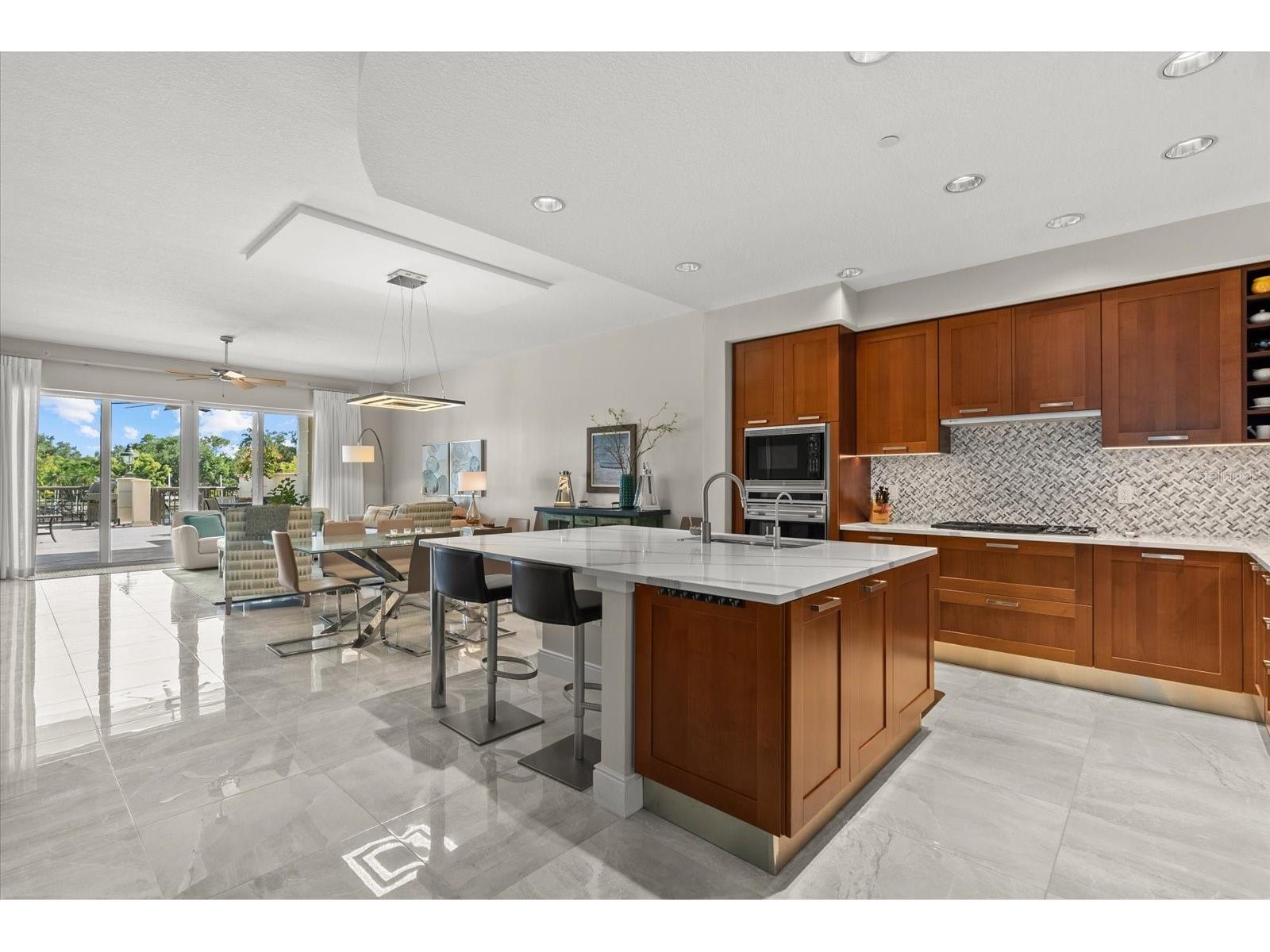888 S Orange Avenue #2C Sarasota FL 34236 - HUDSON BAYOU A4693764 image4
