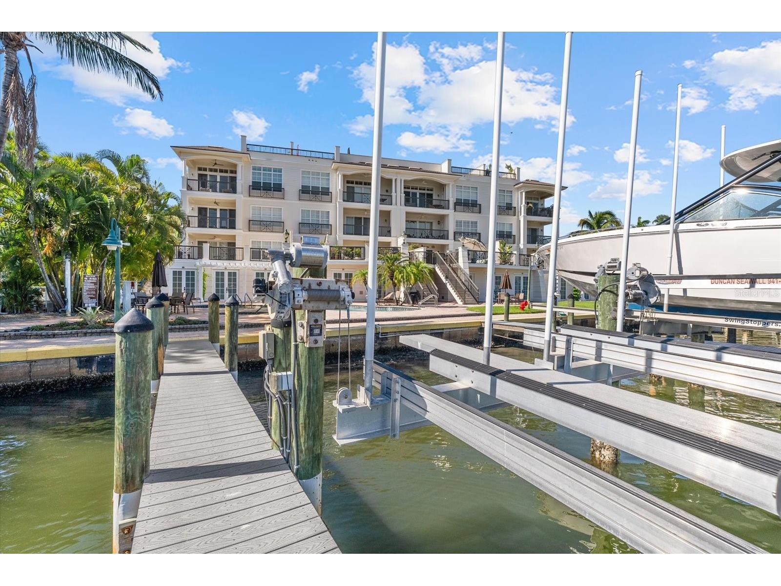 888 S Orange Avenue #2C Sarasota FL 34236 - HUDSON BAYOU A4693764 image41