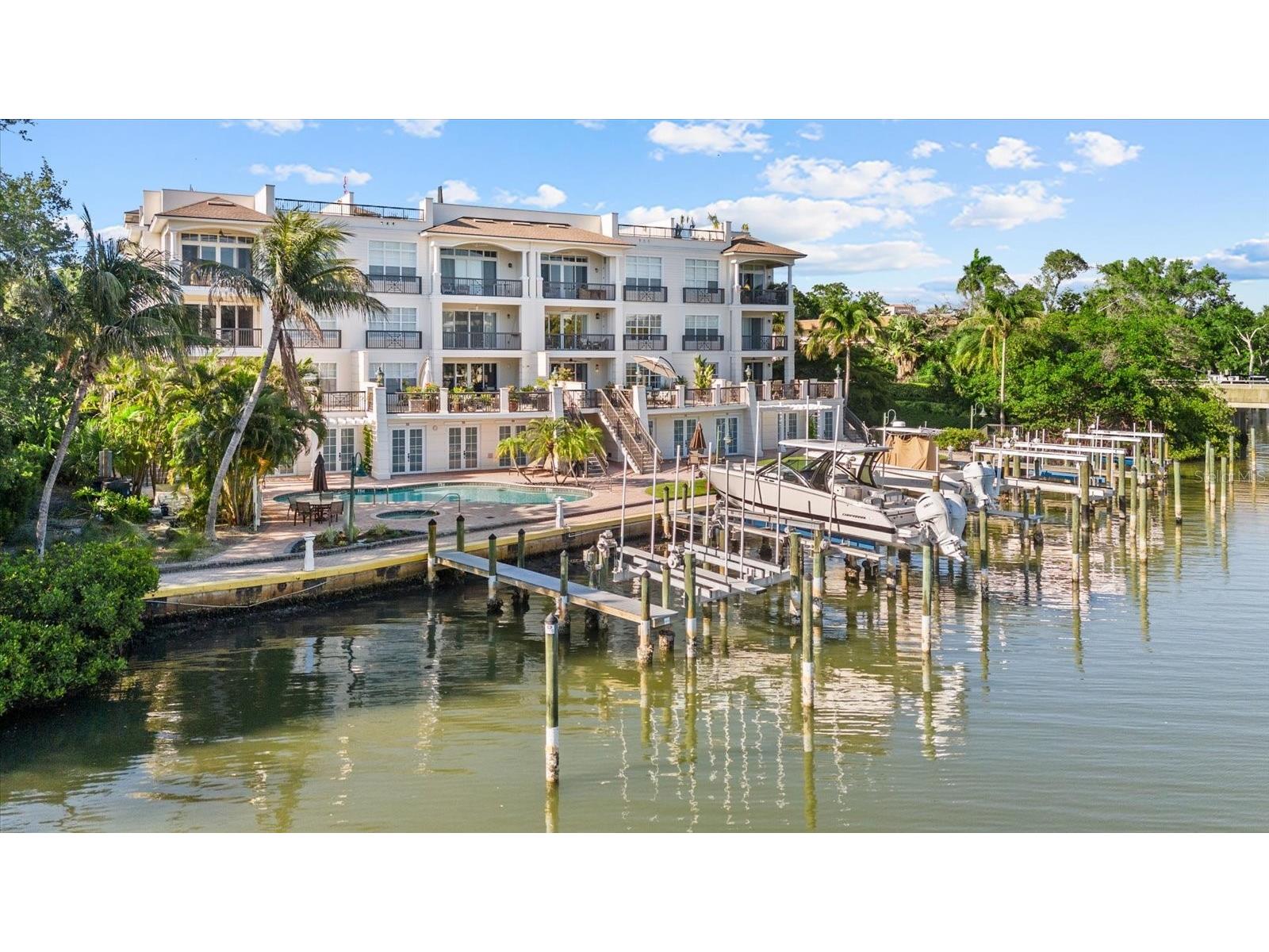 888 S Orange Avenue #2C Sarasota FL 34236 - HUDSON BAYOU A4693764 image59