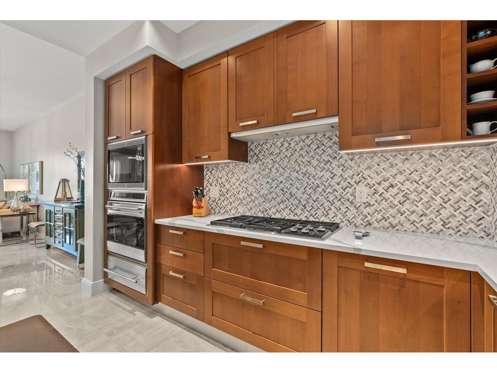 888 S Orange Avenue #2C Sarasota FL 34236 - HUDSON BAYOU A4693764 image7