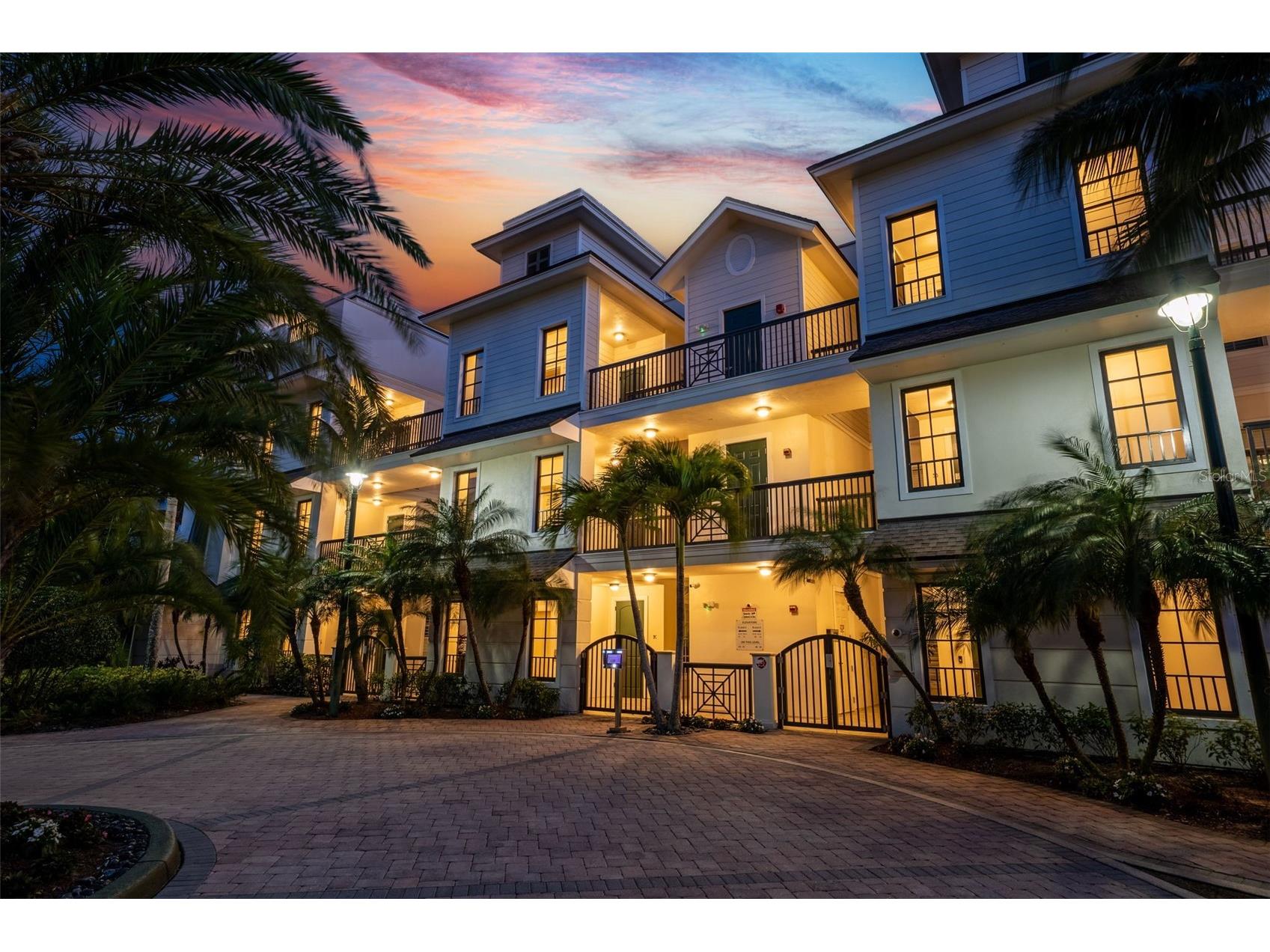 888 S Orange Avenue #3A Sarasota FL 34236 - SARASOTA BAY A4686169 image2