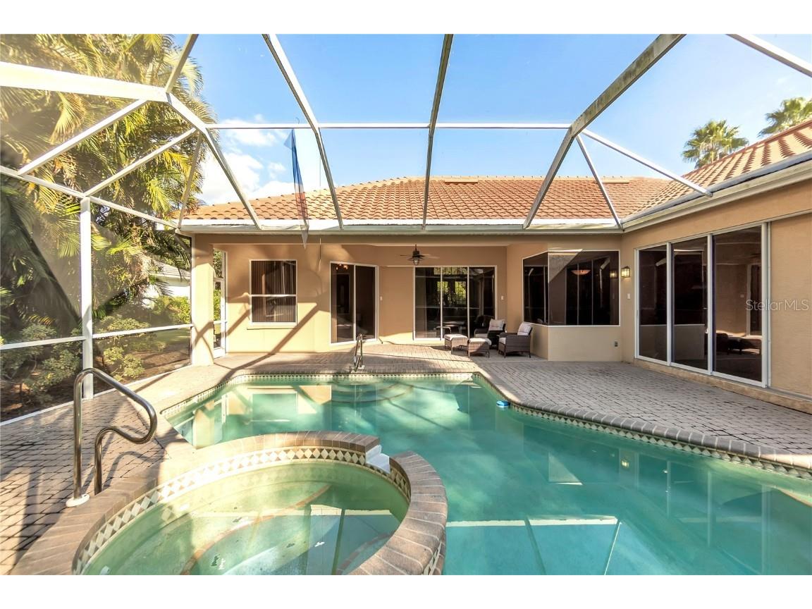 8882 Bloomfield Boulevard Sarasota FL 34238 A4673804 image12