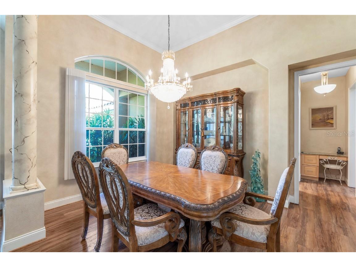 8882 Bloomfield Boulevard Sarasota FL 34238 A4673804 image16