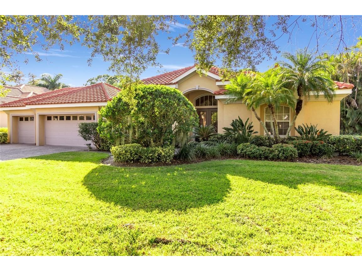 8882 Bloomfield Boulevard Sarasota FL 34238 A4673804 image2