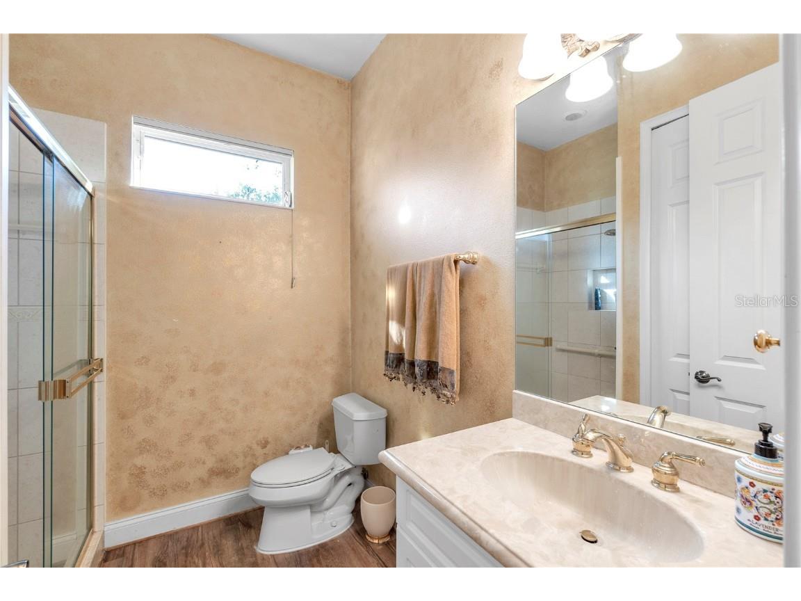 8882 Bloomfield Boulevard Sarasota FL 34238 A4673804 image40