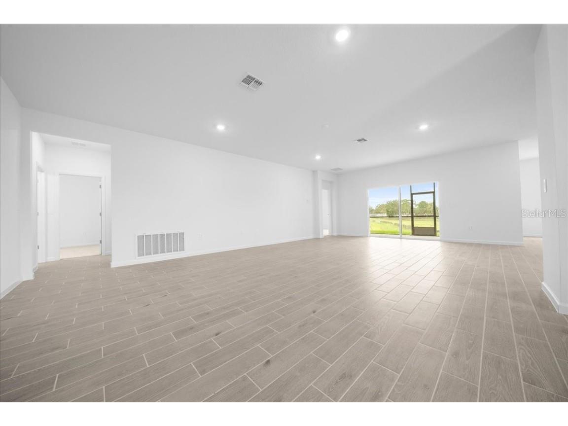 8885 SW 68th Terrace Road Ocala FL 34476 OM706666 image3