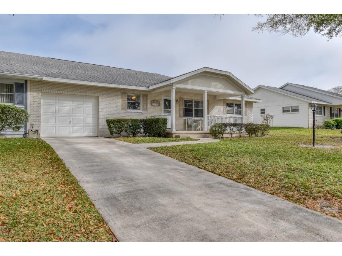 8885 SW 95th Street #F Ocala FL 34481 OM653658 image1